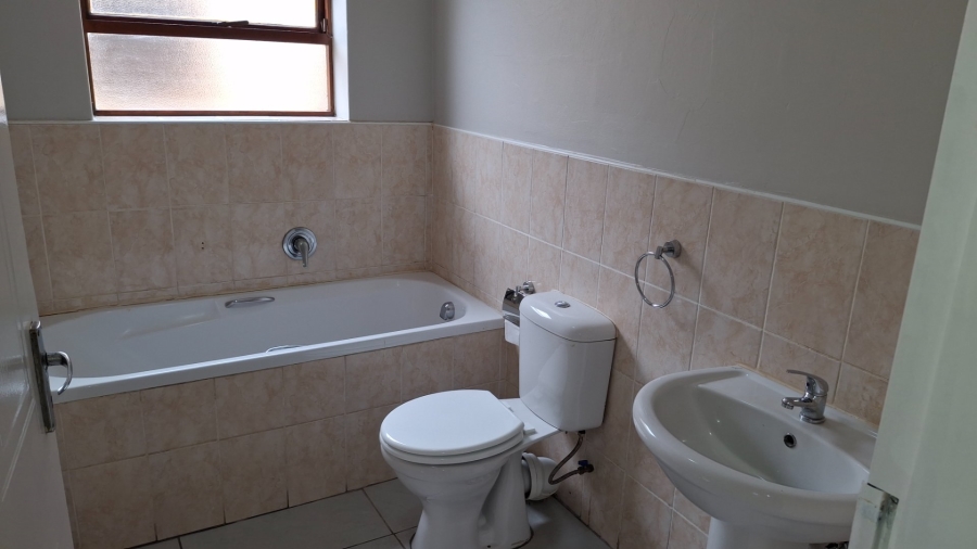 2 Bedroom Property for Sale in Wavecrest Eastern Cape